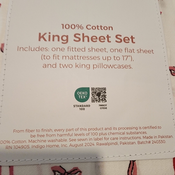 King Size 4 pc Sheet Set Pink Red White Ribbions Bows Sketch OEKO-TEX  100 Cotto - Picture 3 of 3